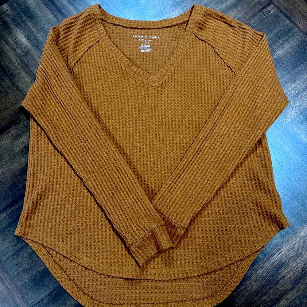 American Eagle top